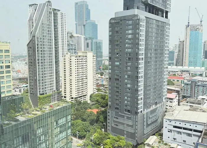 Brand New Near Siam Paragon